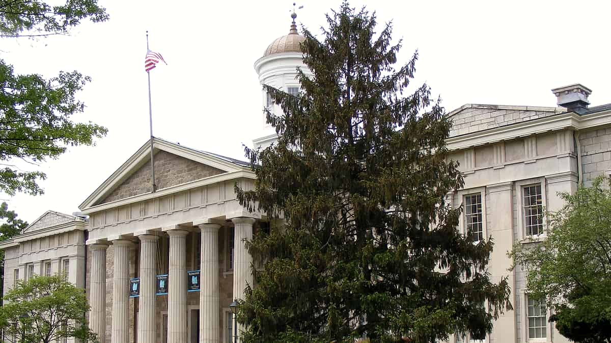 Greek Revival style Old Courthouse — Towson, Maryland . On the National Register of Historic Places in Baltimore County, Maryland